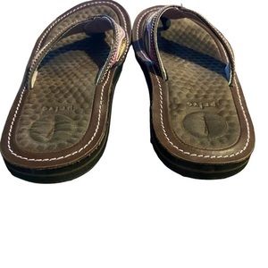 privo flip flops
